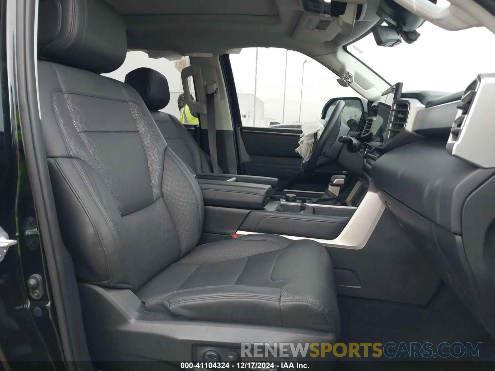 5 fotografías del automóvil dañado 5TFJA5BC1RX003337 TOYOTA TUNDRA 2024