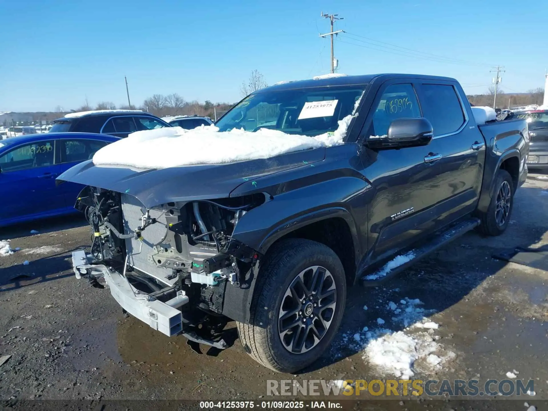 2 fotografías del automóvil dañado 5TFJA5DB1RX235201 TOYOTA TUNDRA 2024