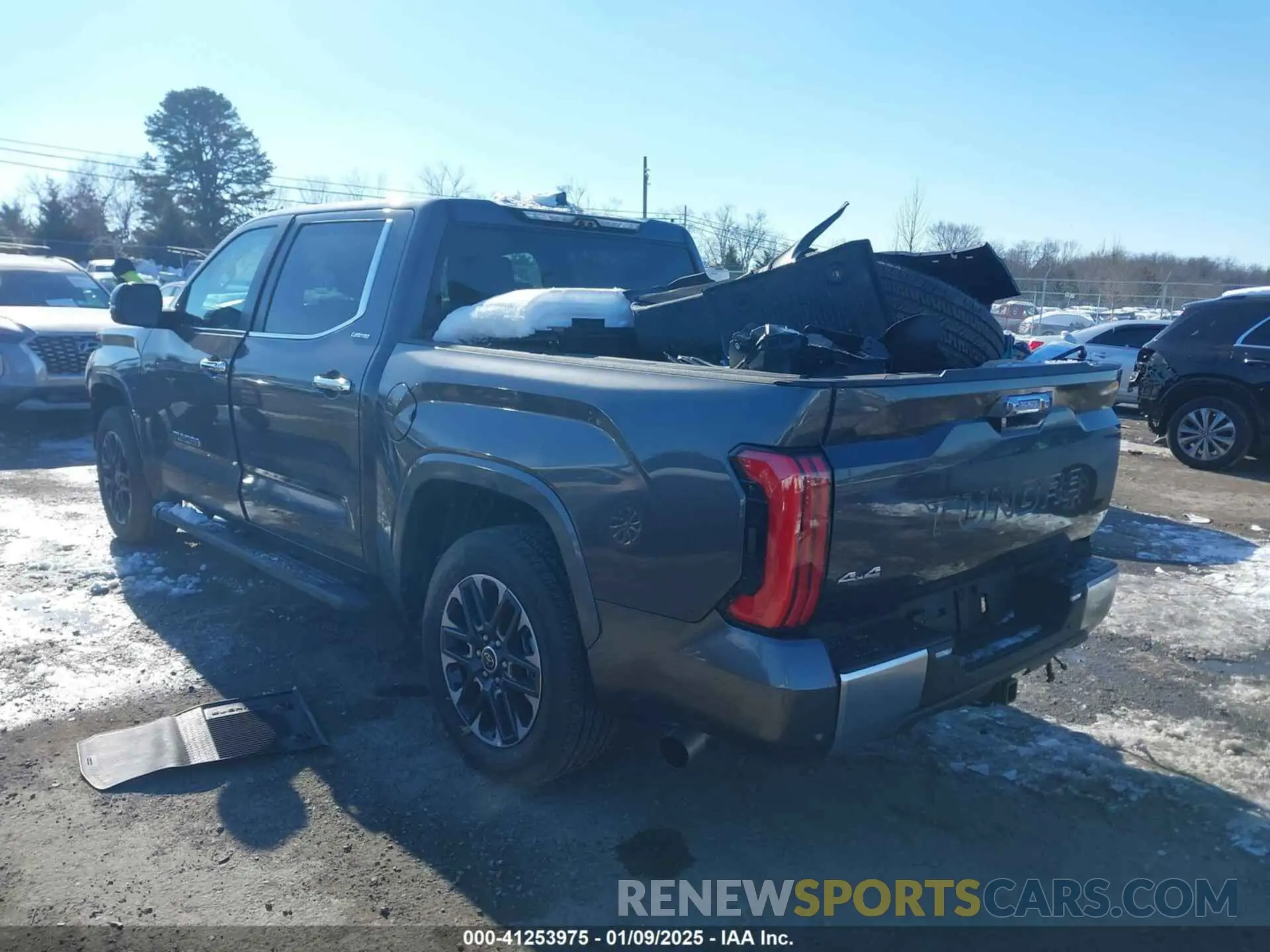 3 fotografías del automóvil dañado 5TFJA5DB1RX235201 TOYOTA TUNDRA 2024