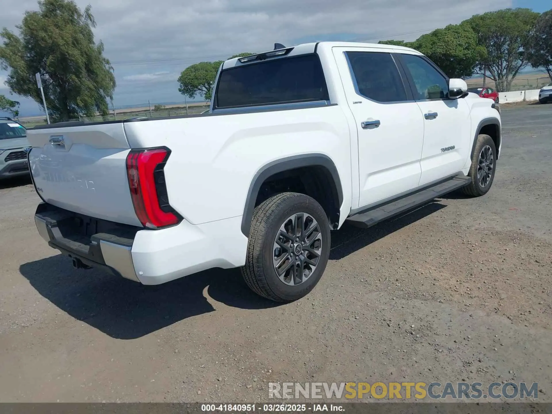 4 fotografías del automóvil dañado 5TFJA5DB4RX210700 TOYOTA TUNDRA 2024