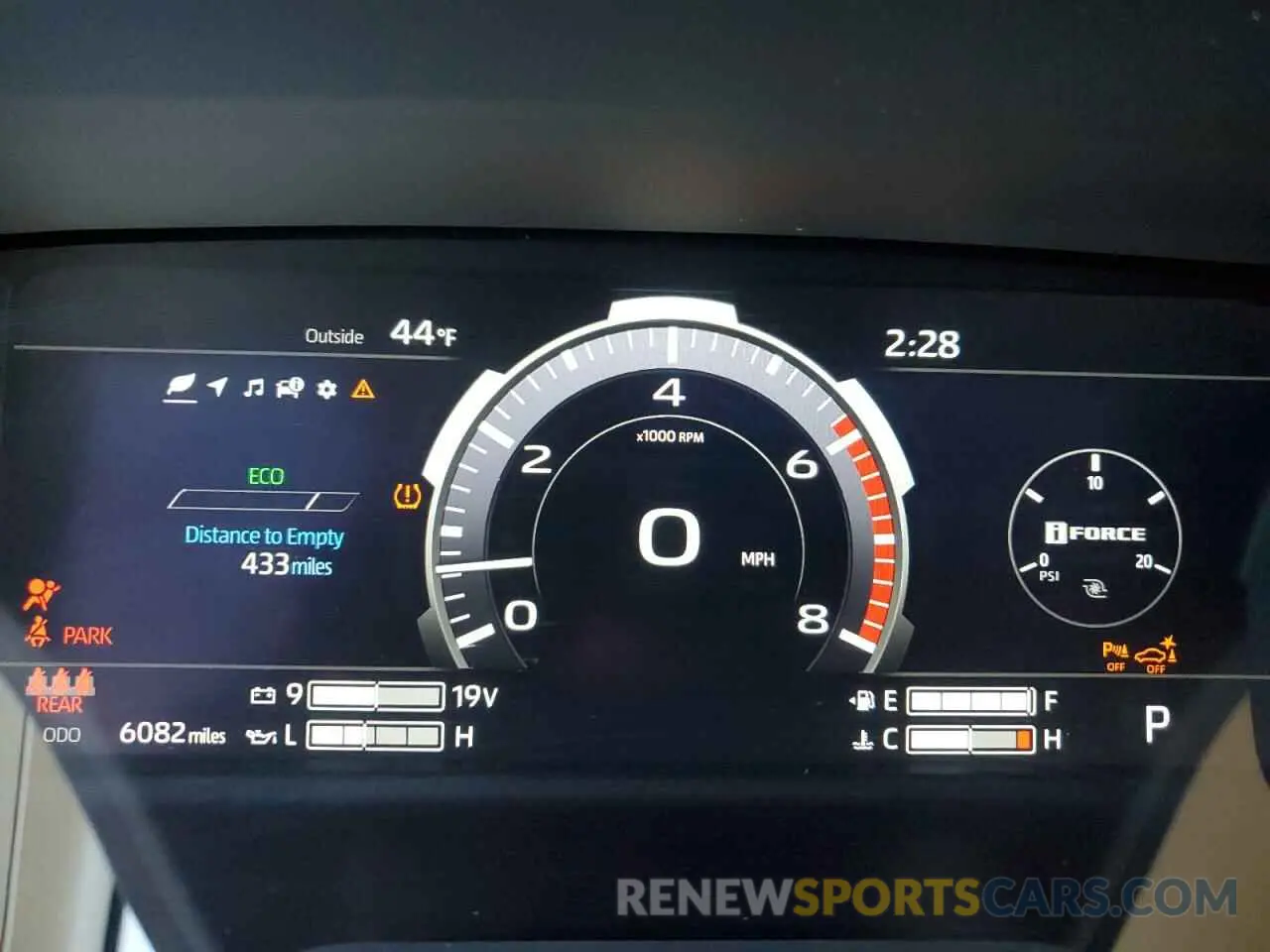 9 fotografías del automóvil dañado 5TFJA5DB4RX223558 TOYOTA TUNDRA 2024