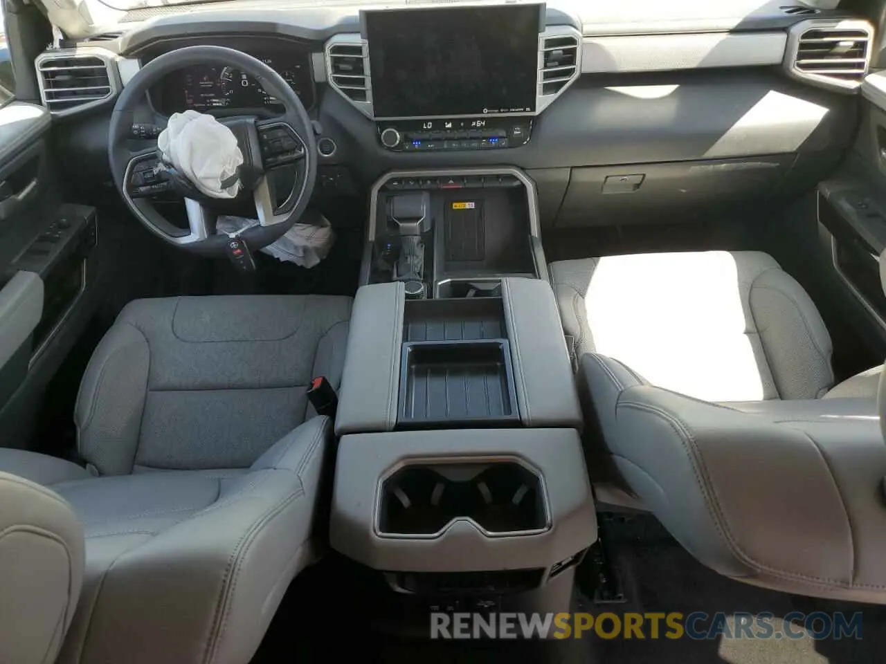 8 fotografías del automóvil dañado 5TFJA5DB7RX214322 TOYOTA TUNDRA 2024