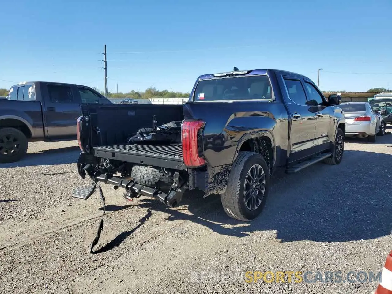 3 fotografías del automóvil dañado 5TFJA5EC2RX028713 TOYOTA TUNDRA 2024