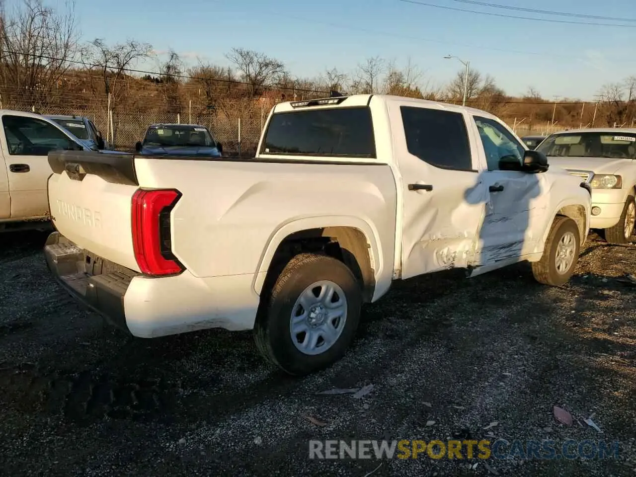3 fotografías del automóvil dañado 5TFKB5DB1RX181657 TOYOTA TUNDRA 2024