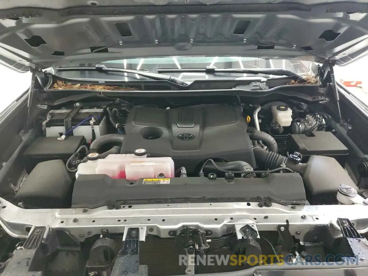 11 fotografías del automóvil dañado 5TFKB5DB3RX176041 TOYOTA TUNDRA 2024