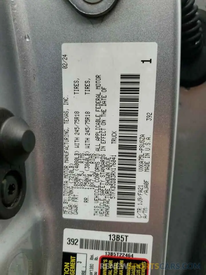 12 fotografías del automóvil dañado 5TFKB5DB3RX176041 TOYOTA TUNDRA 2024