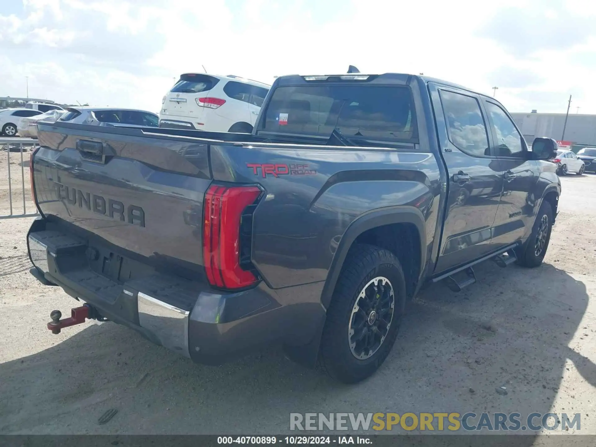 4 fotografías del automóvil dañado 5TFLA5AB4RX036141 TOYOTA TUNDRA 2024