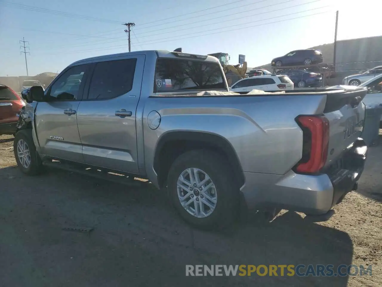 2 fotografías del automóvil dañado 5TFLA5AB9RX033848 TOYOTA TUNDRA 2024