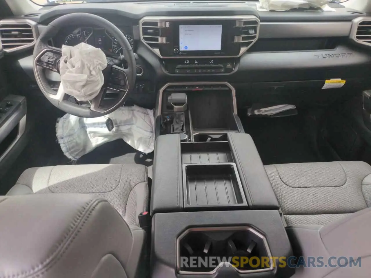 8 fotografías del automóvil dañado 5TFLA5AB9RX033848 TOYOTA TUNDRA 2024