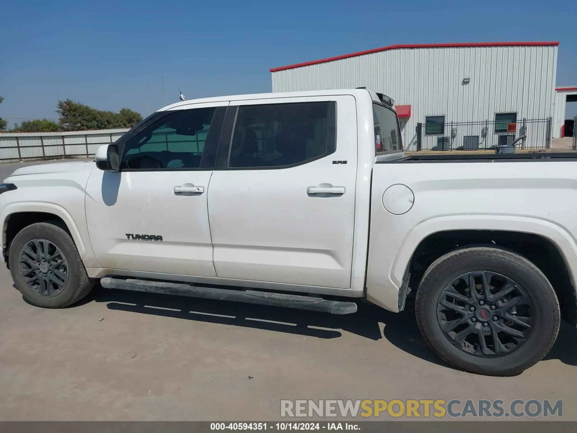 15 fotografías del automóvil dañado 5TFLA5ABXRX032871 TOYOTA TUNDRA 2024