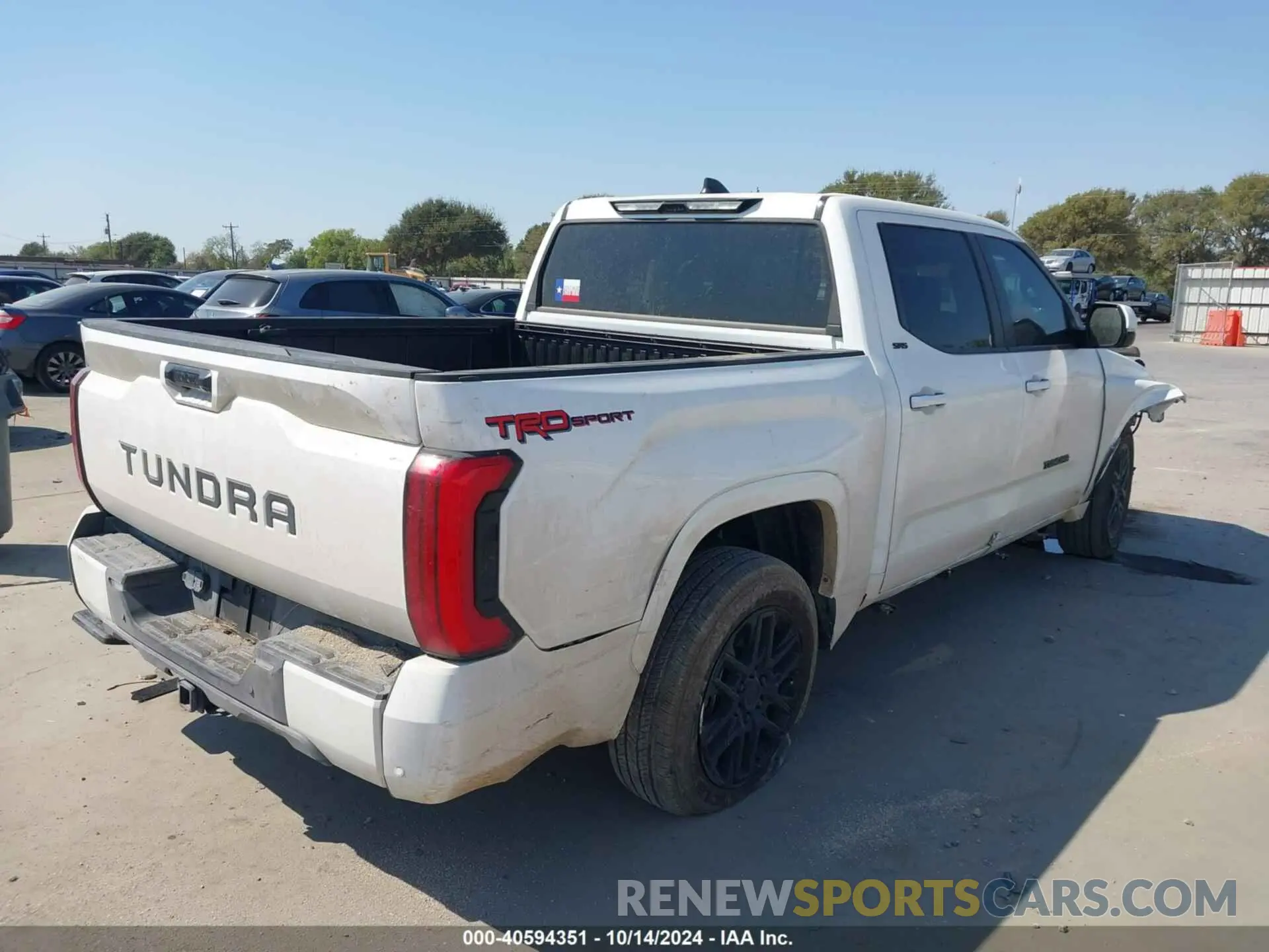 4 fotografías del automóvil dañado 5TFLA5ABXRX032871 TOYOTA TUNDRA 2024