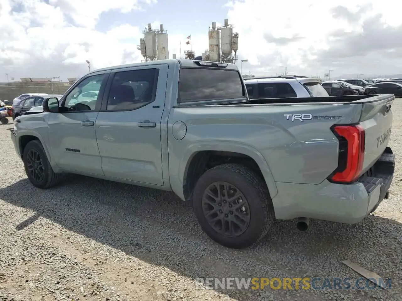 2 fotografías del automóvil dañado 5TFLA5ABXRX039903 TOYOTA TUNDRA 2024