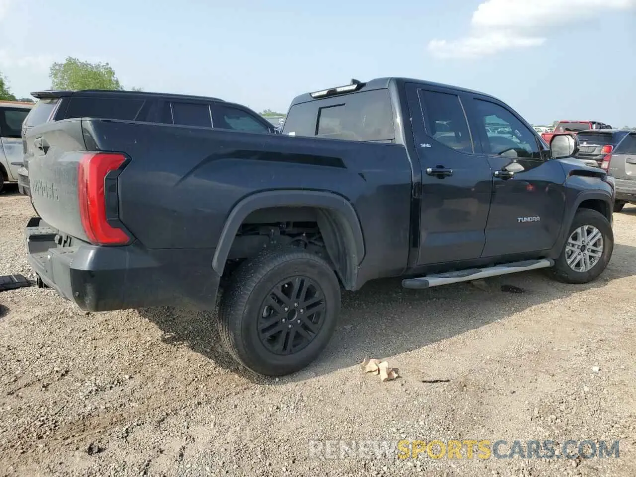 3 fotografías del automóvil dañado 5TFLA5DA5RX166349 TOYOTA TUNDRA 2024