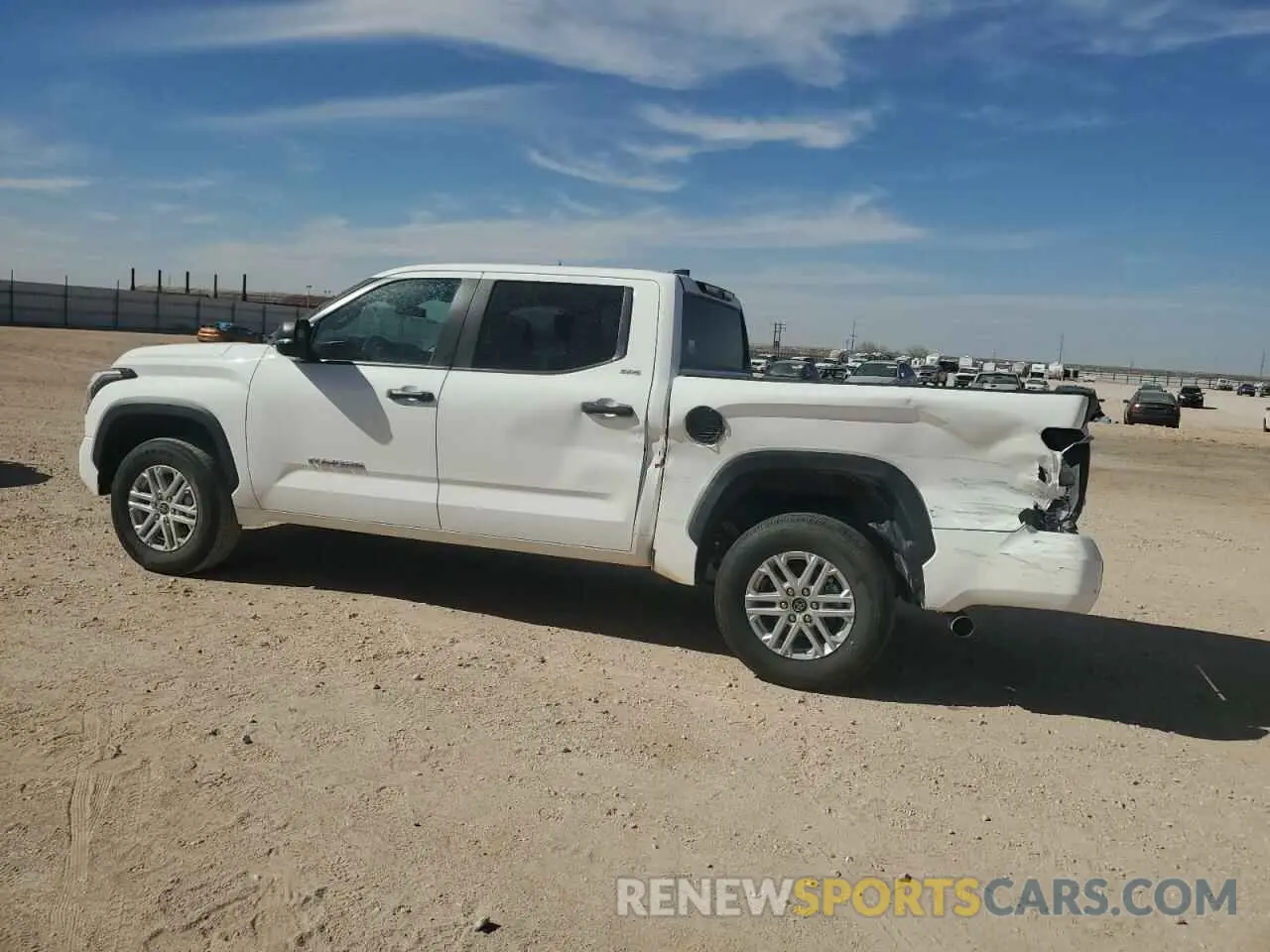 2 fotografías del automóvil dañado 5TFLA5DB0RX138211 TOYOTA TUNDRA 2024