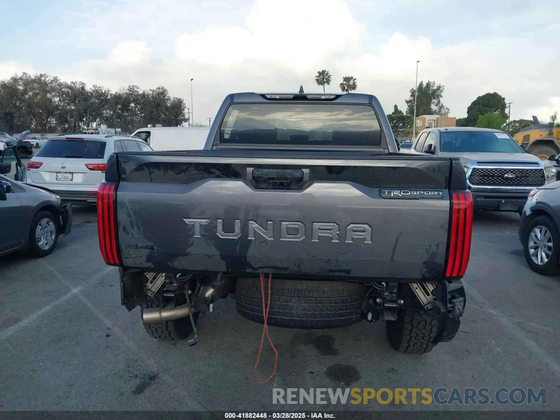 17 fotografías del automóvil dañado 5TFLA5DB0RX145580 TOYOTA TUNDRA 2024