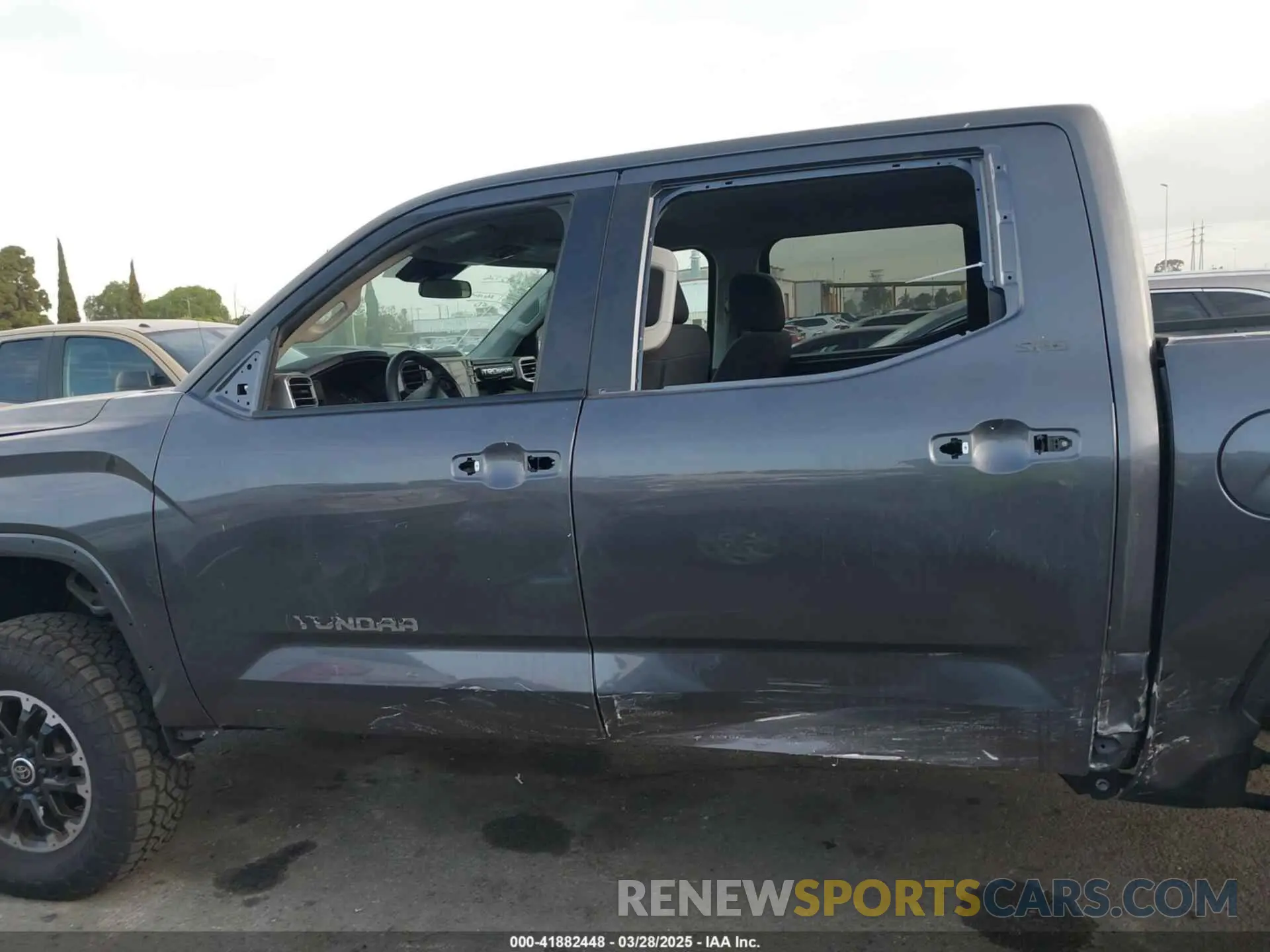 20 fotografías del automóvil dañado 5TFLA5DB0RX145580 TOYOTA TUNDRA 2024