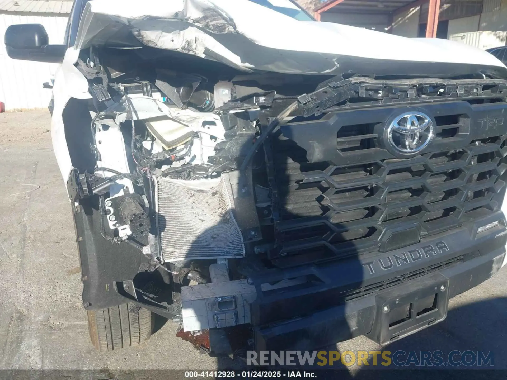 12 fotografías del automóvil dañado 5TFLA5DB0RX211156 TOYOTA TUNDRA 2024