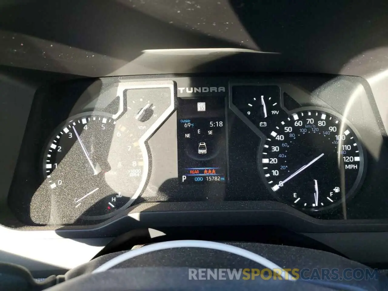 9 fotografías del automóvil dañado 5TFLA5DB1RX175977 TOYOTA TUNDRA 2024