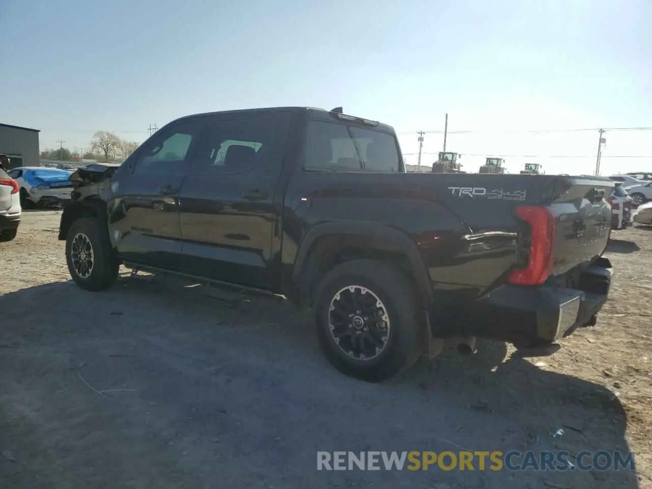 2 fotografías del automóvil dañado 5TFLA5DB1RX223672 TOYOTA TUNDRA 2024