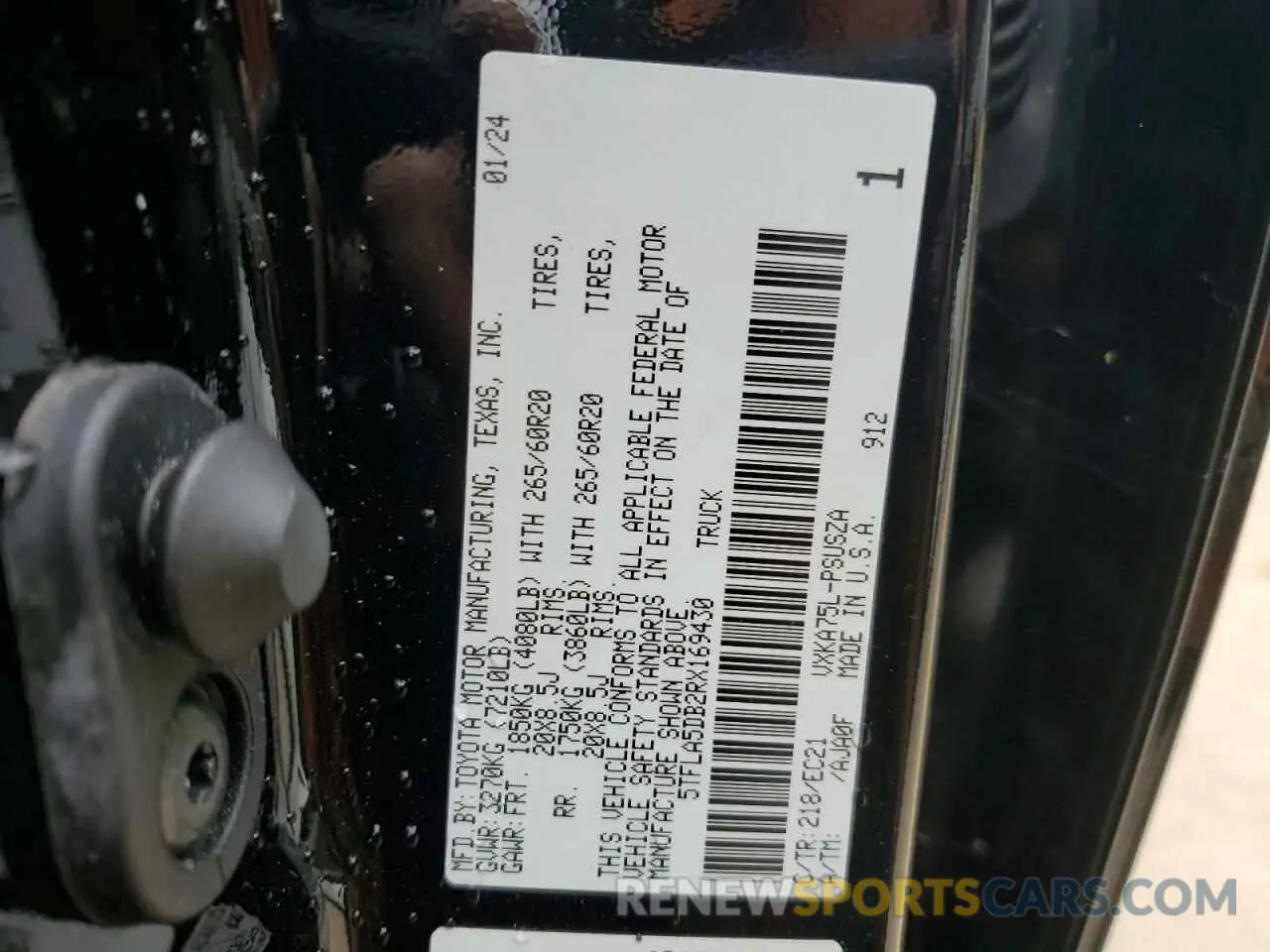 12 fotografías del automóvil dañado 5TFLA5DB2RX169430 TOYOTA TUNDRA 2024