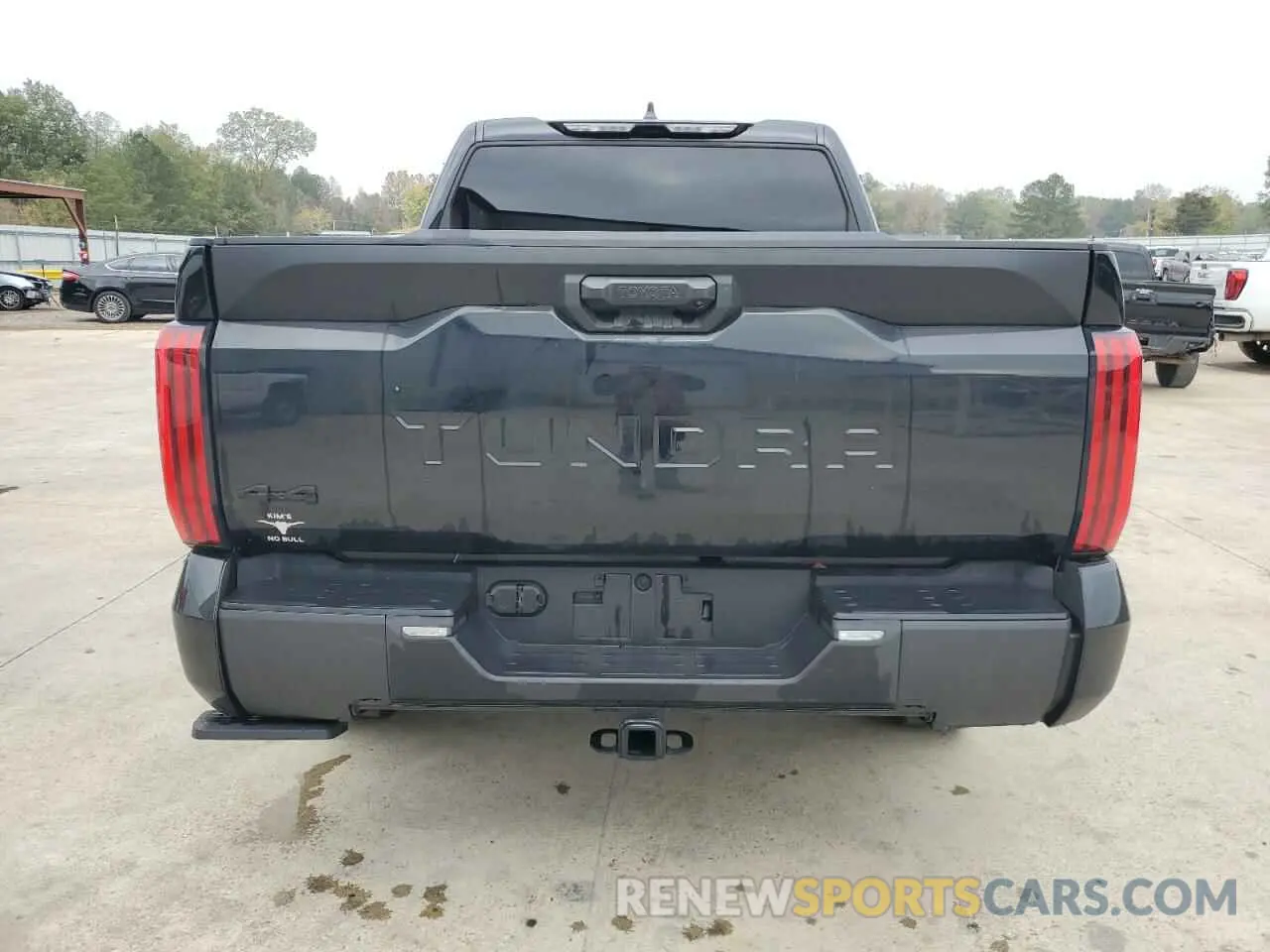 6 fotografías del automóvil dañado 5TFLA5DB2RX169430 TOYOTA TUNDRA 2024