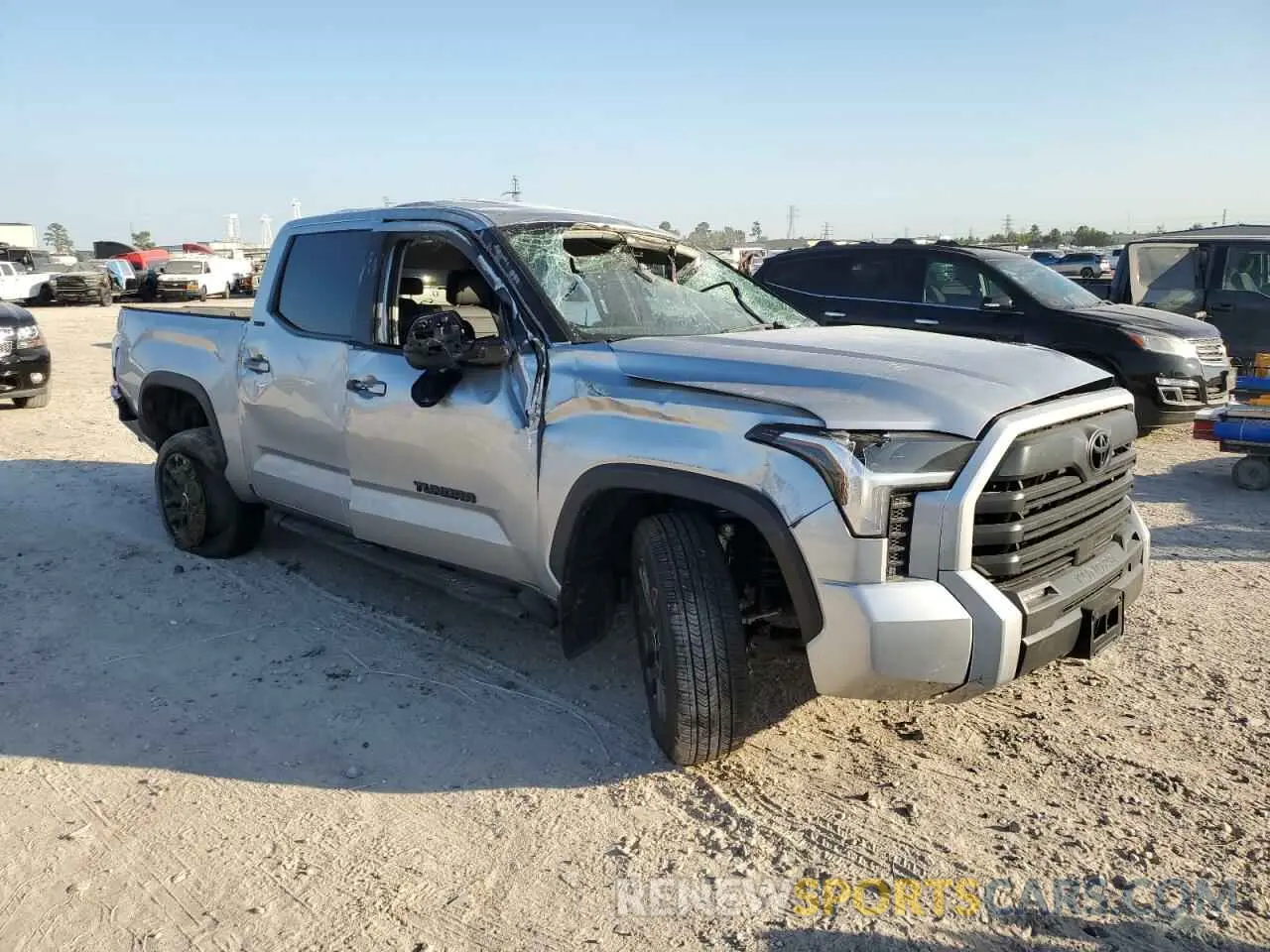 4 fotografías del automóvil dañado 5TFLA5DB3RX178329 TOYOTA TUNDRA 2024