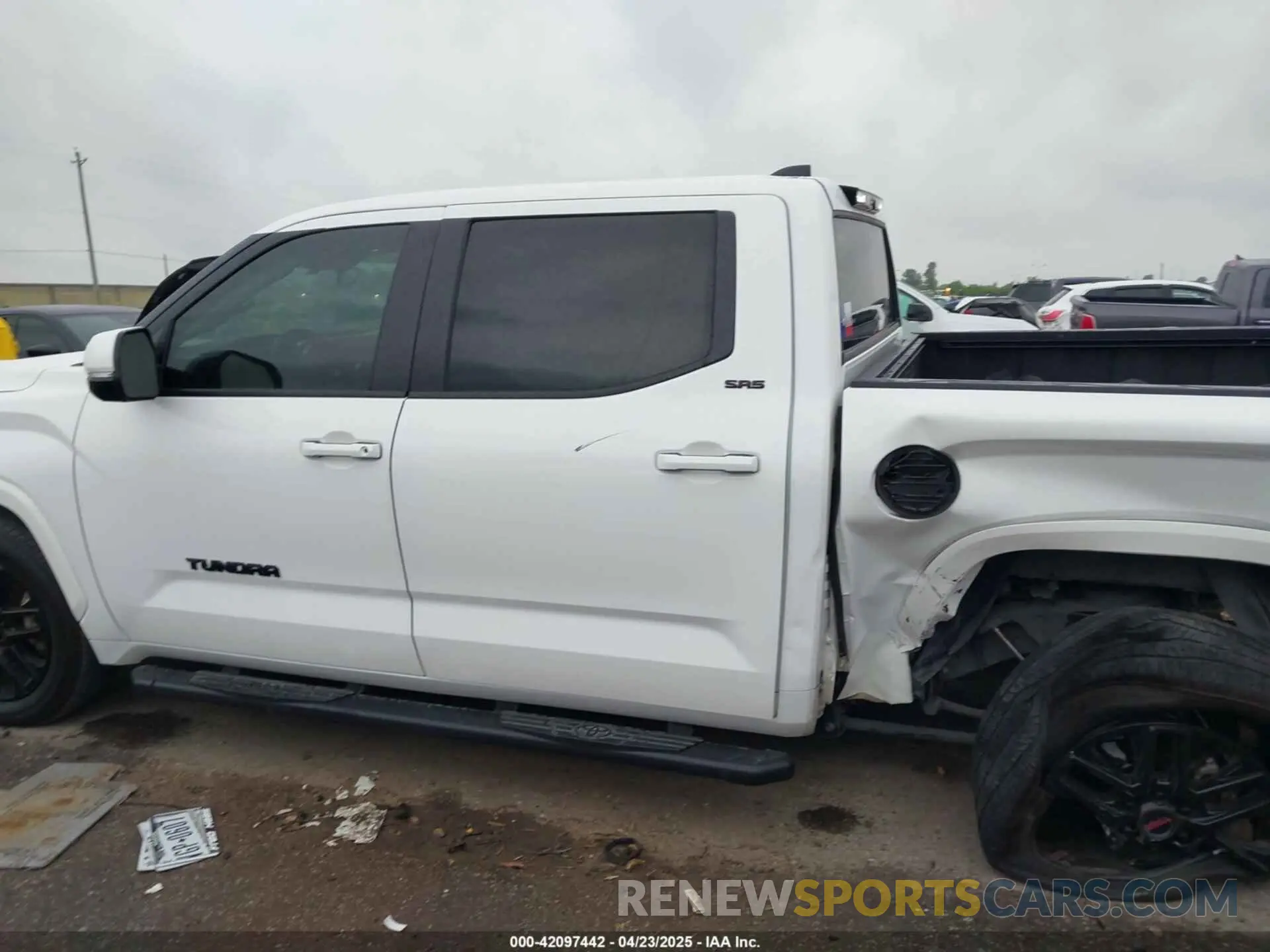14 fotografías del automóvil dañado 5TFLA5DB3RX181554 TOYOTA TUNDRA 2024
