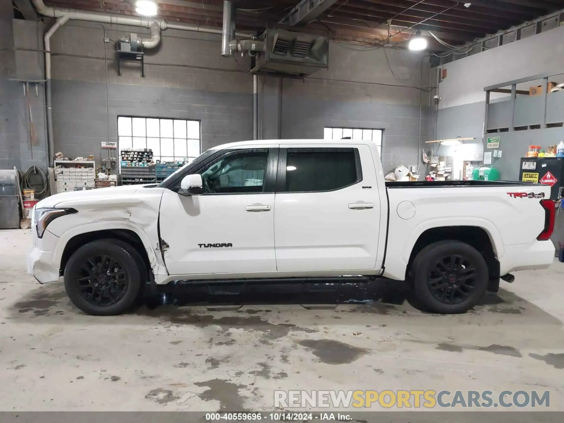 14 fotografías del automóvil dañado 5TFLA5DB4RX143315 TOYOTA TUNDRA 2024