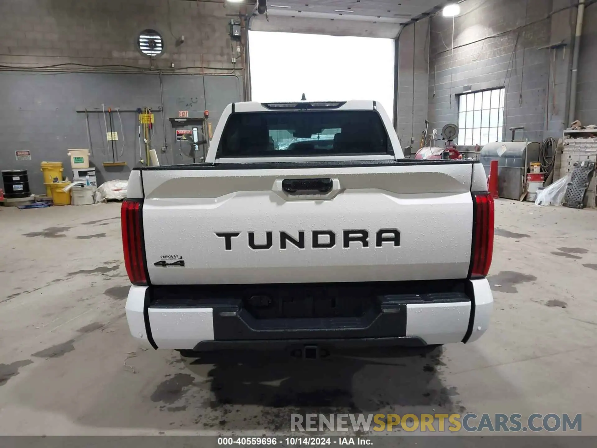 16 fotografías del automóvil dañado 5TFLA5DB4RX143315 TOYOTA TUNDRA 2024