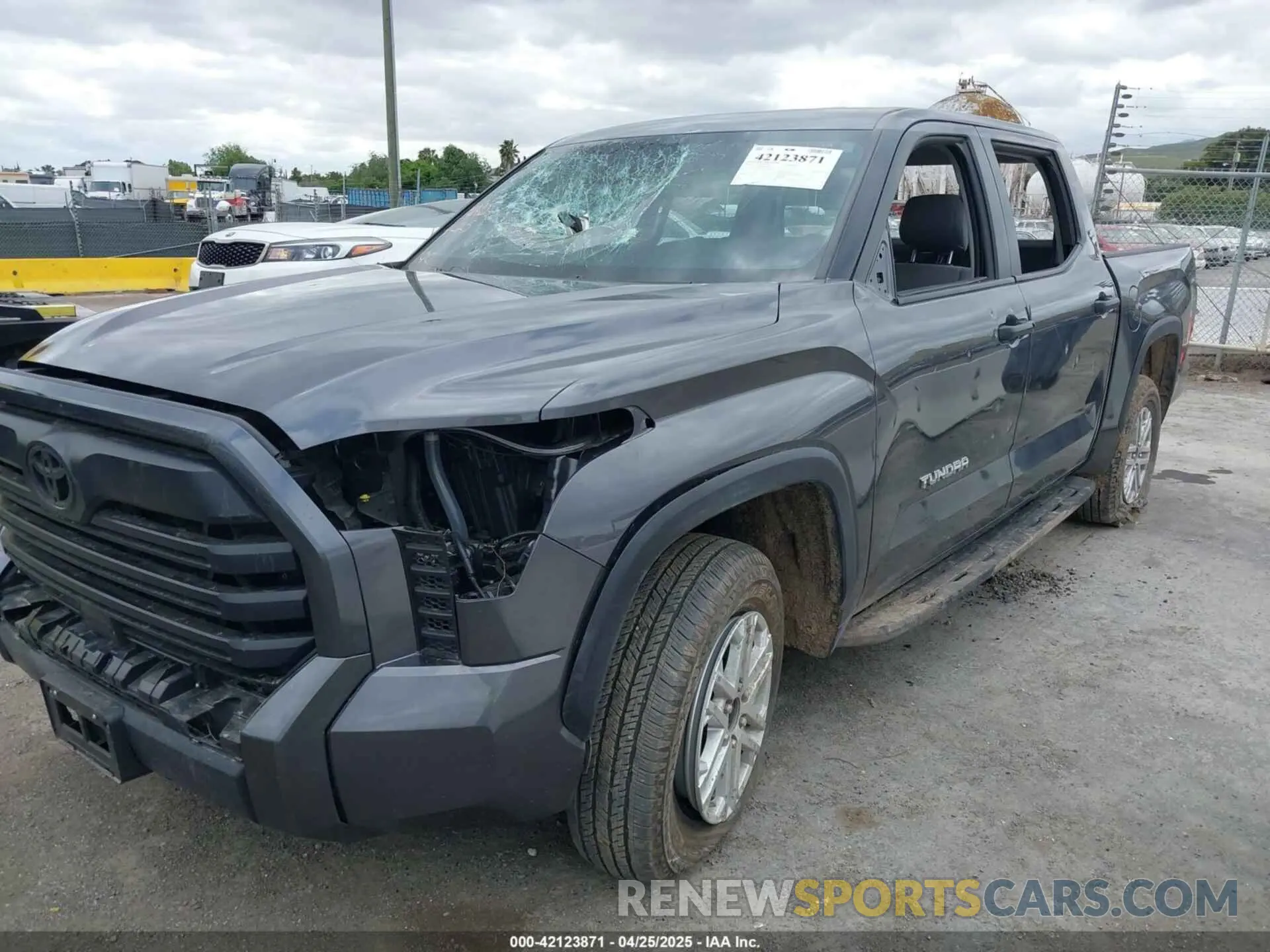 6 fotografías del automóvil dañado 5TFLA5DB4RX145954 TOYOTA TUNDRA 2024