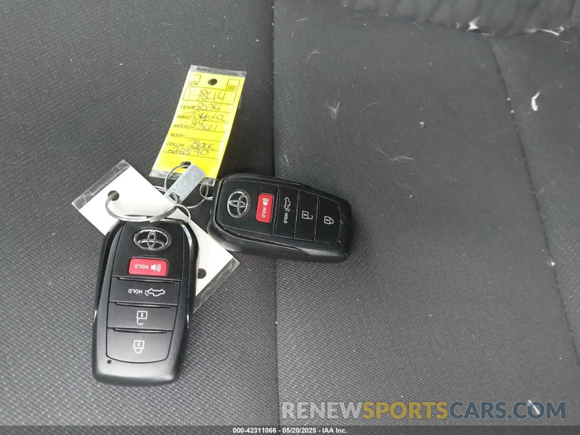11 fotografías del automóvil dañado 5TFLA5DB4RX212570 TOYOTA TUNDRA 2024