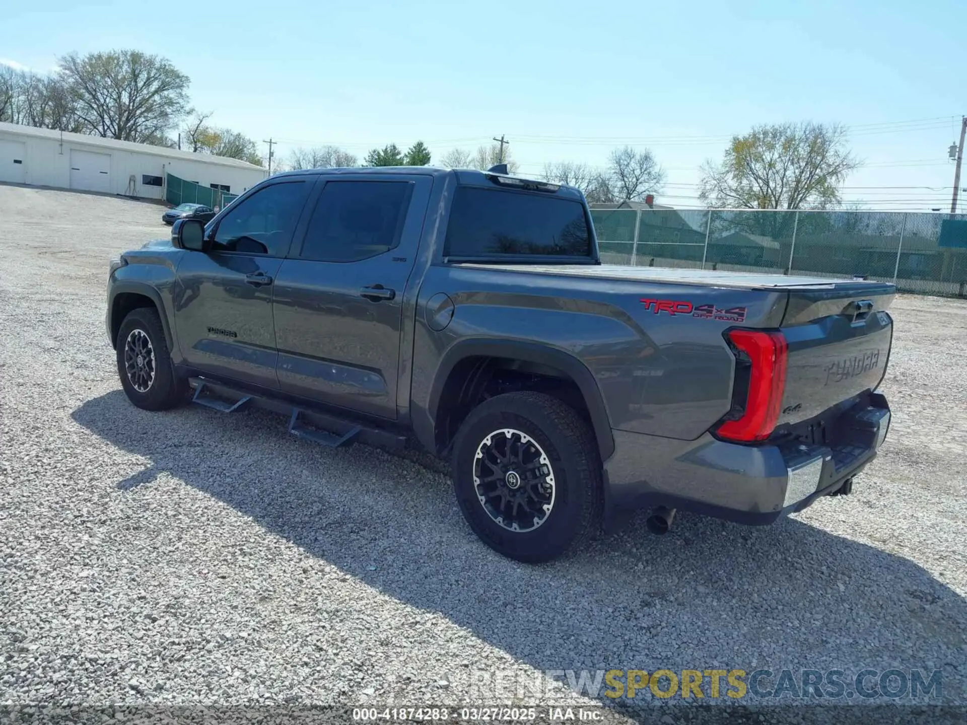 3 fotografías del automóvil dañado 5TFLA5DB6RX177580 TOYOTA TUNDRA 2024