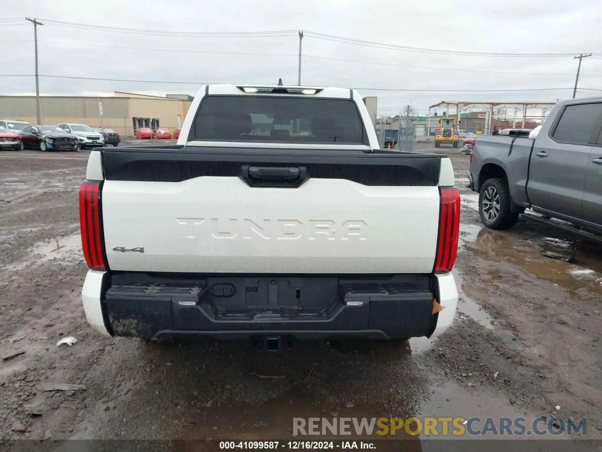 16 fotografías del automóvil dañado 5TFLA5DB7RX133295 TOYOTA TUNDRA 2024
