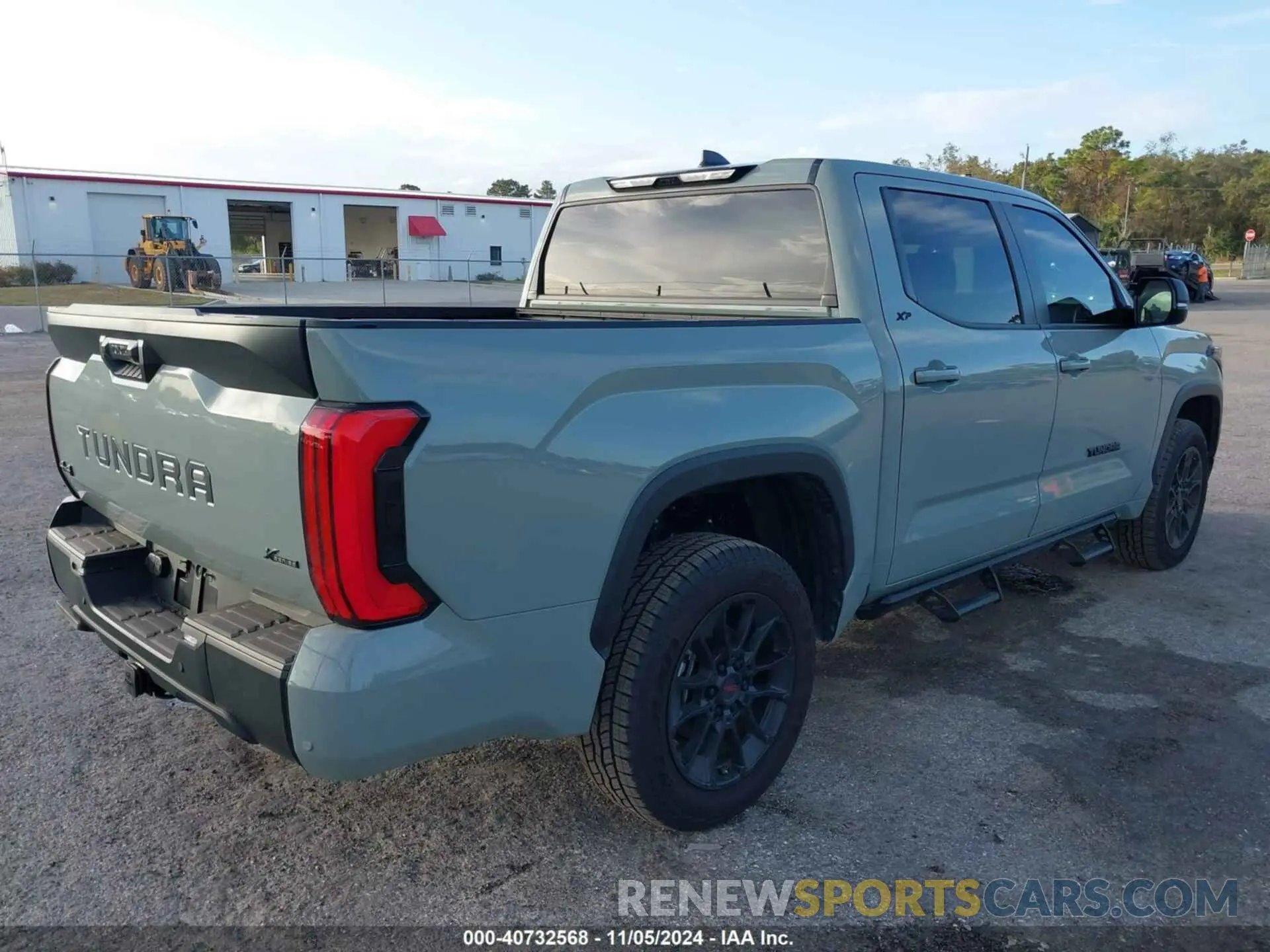 4 fotografías del automóvil dañado 5TFLA5DB7RX218105 TOYOTA TUNDRA 2024