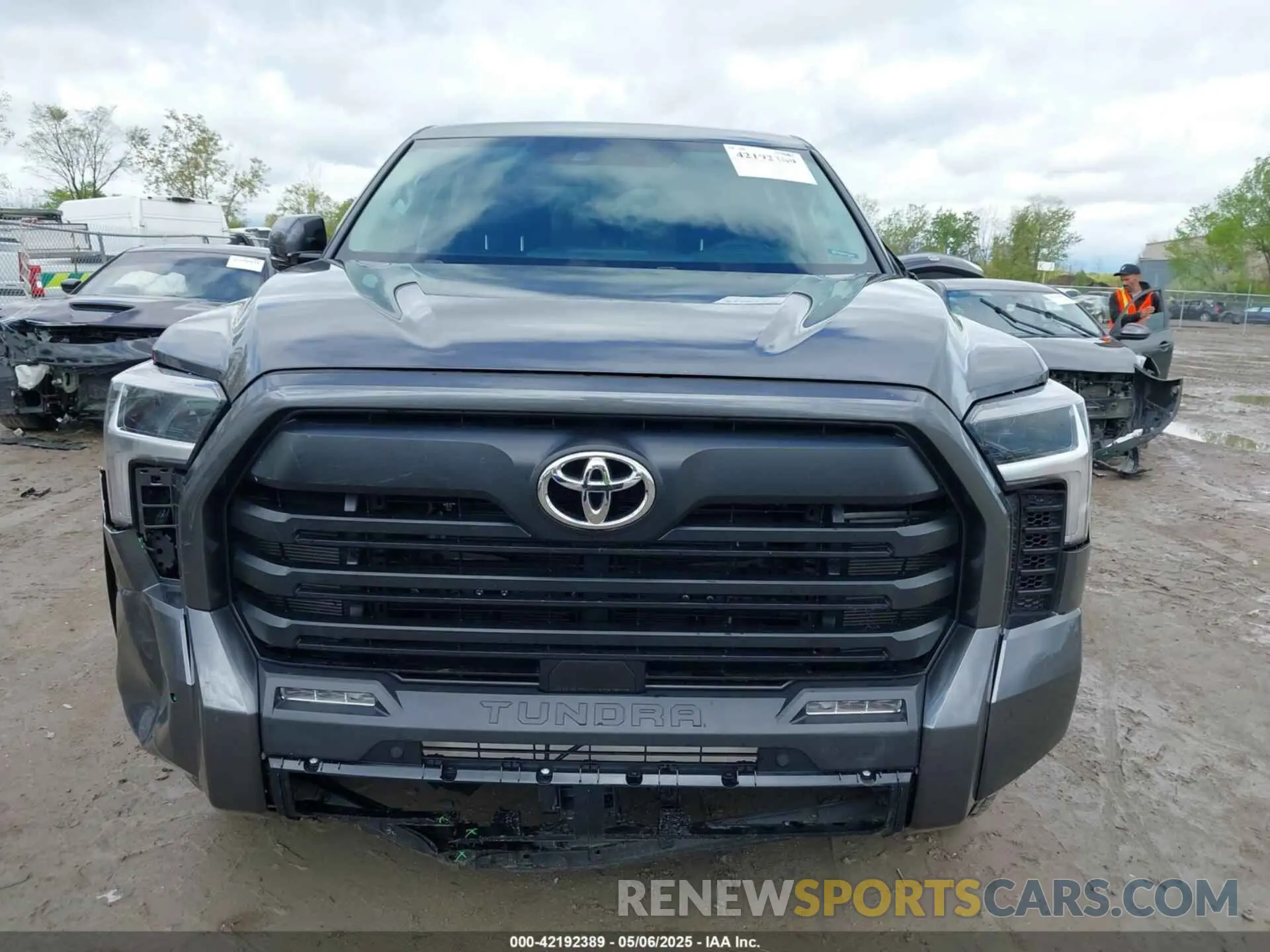 12 fotografías del automóvil dañado 5TFLA5DB7RX237804 TOYOTA TUNDRA 2024