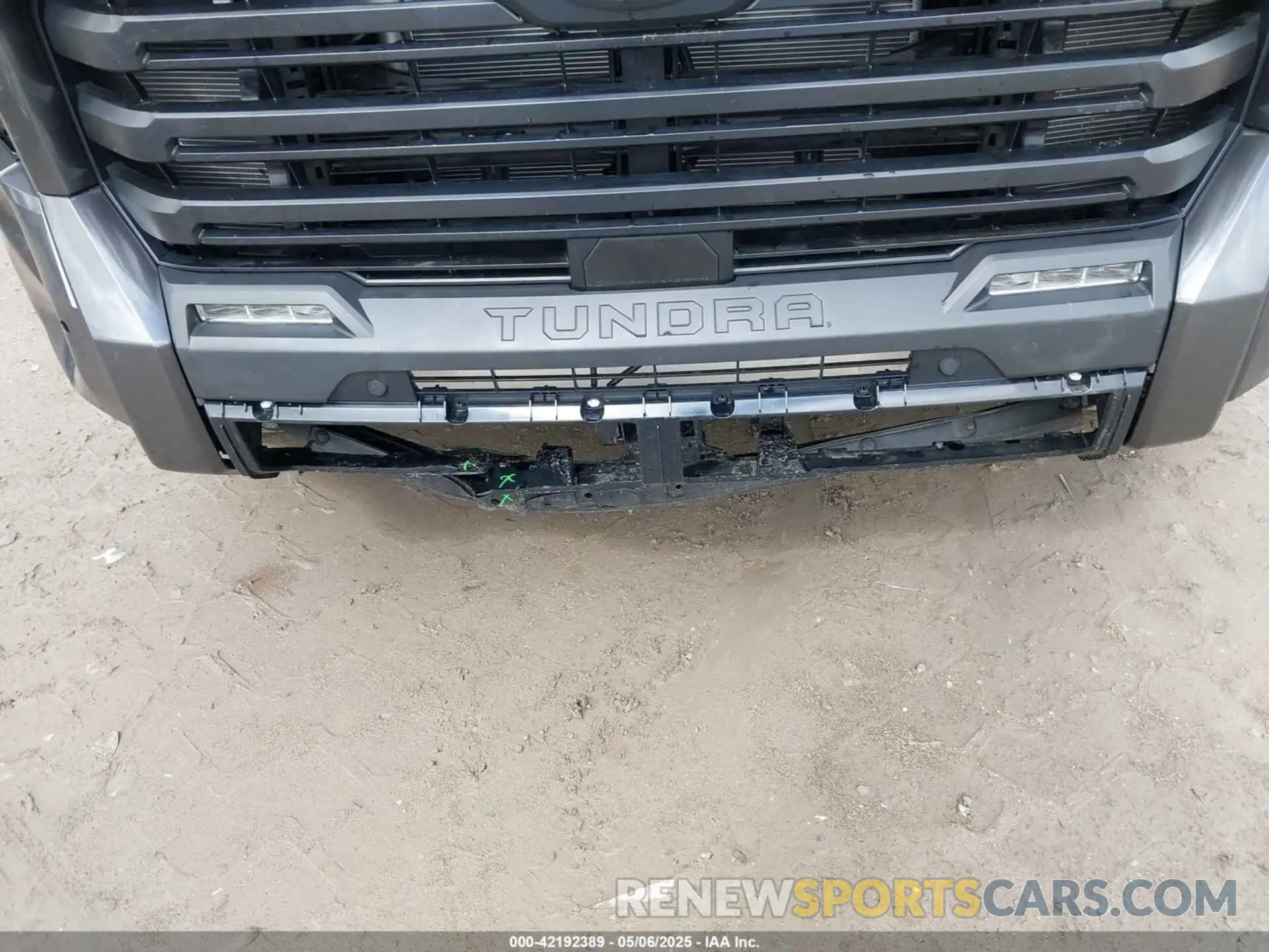 6 fotografías del automóvil dañado 5TFLA5DB7RX237804 TOYOTA TUNDRA 2024