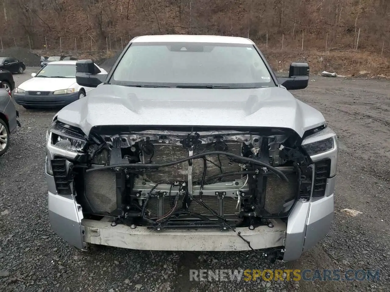 5 fotografías del automóvil dañado 5TFLA5DB8RX136108 TOYOTA TUNDRA 2024