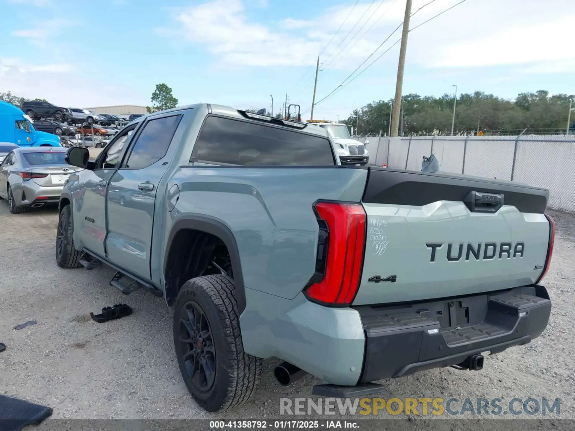 3 fotografías del automóvil dañado 5TFLA5DB8RX210143 TOYOTA TUNDRA 2024