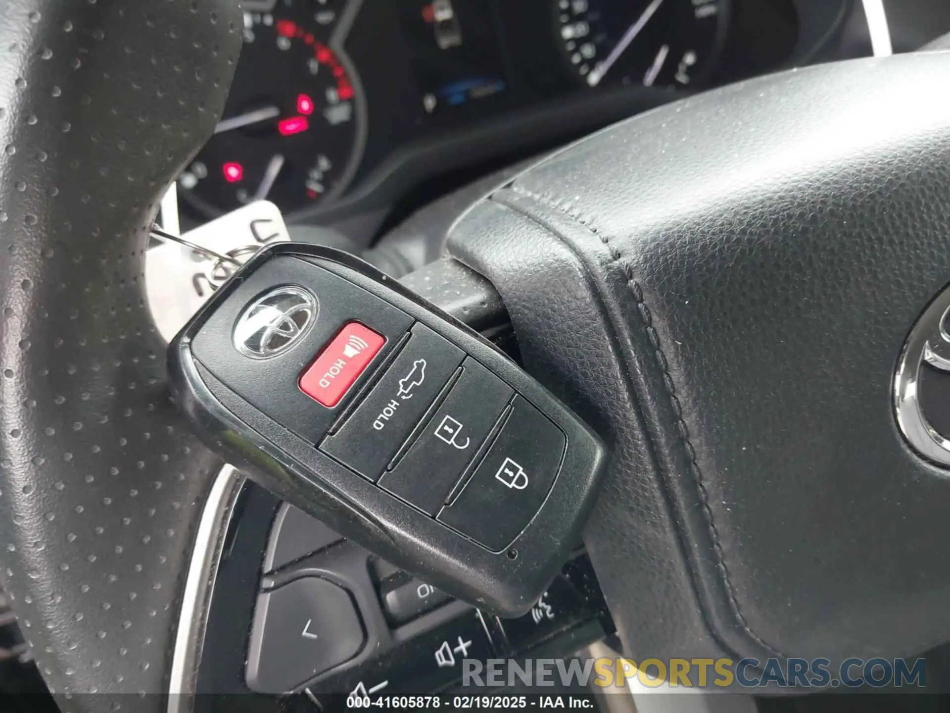 11 fotografías del automóvil dañado 5TFLA5DB9RX131774 TOYOTA TUNDRA 2024
