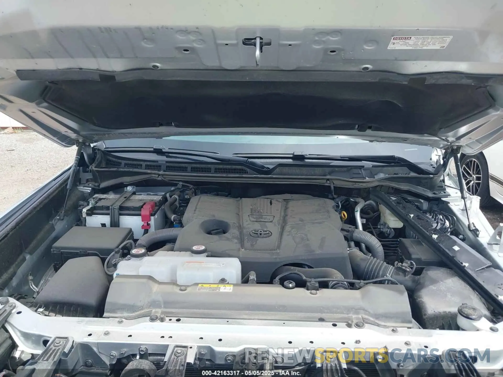10 fotografías del automóvil dañado 5TFLA5DB9RX195023 TOYOTA TUNDRA 2024