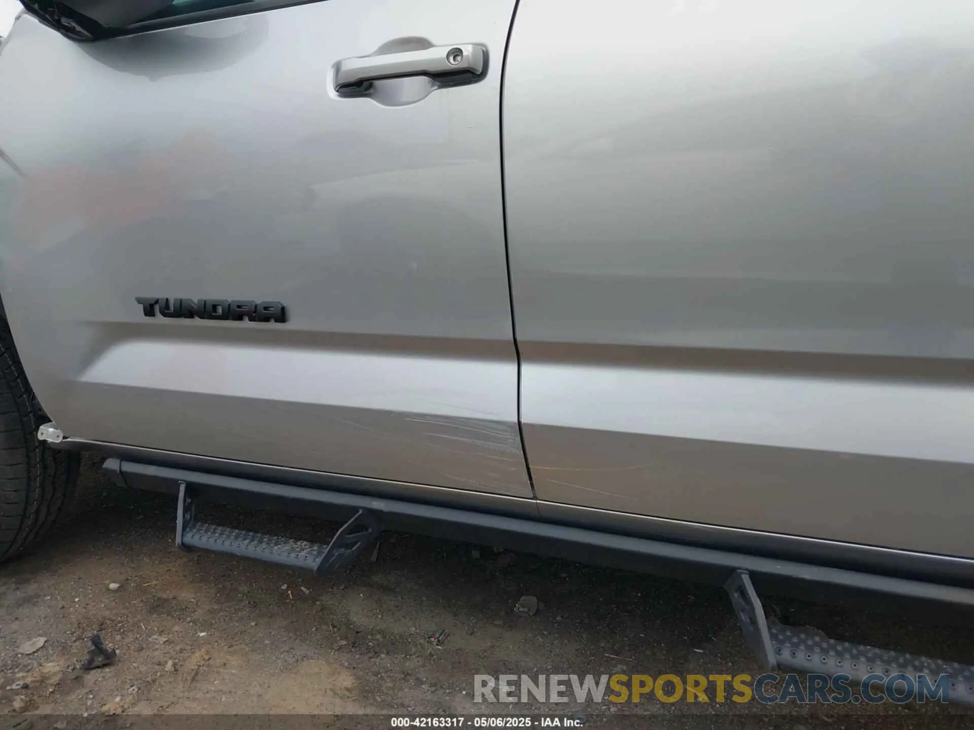 19 fotografías del automóvil dañado 5TFLA5DB9RX195023 TOYOTA TUNDRA 2024
