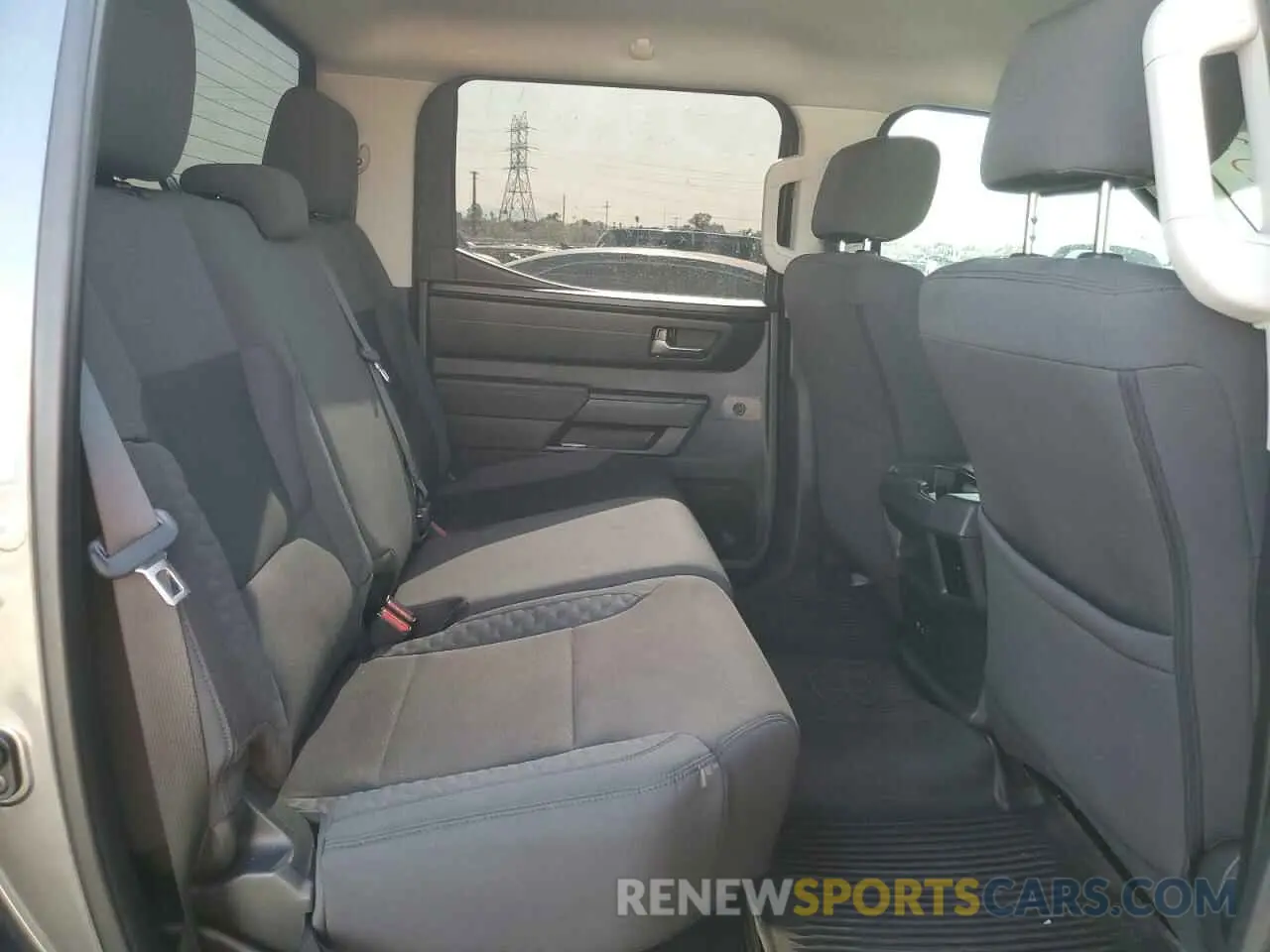 11 fotografías del automóvil dañado 5TFLA5DB9RX202245 TOYOTA TUNDRA 2024