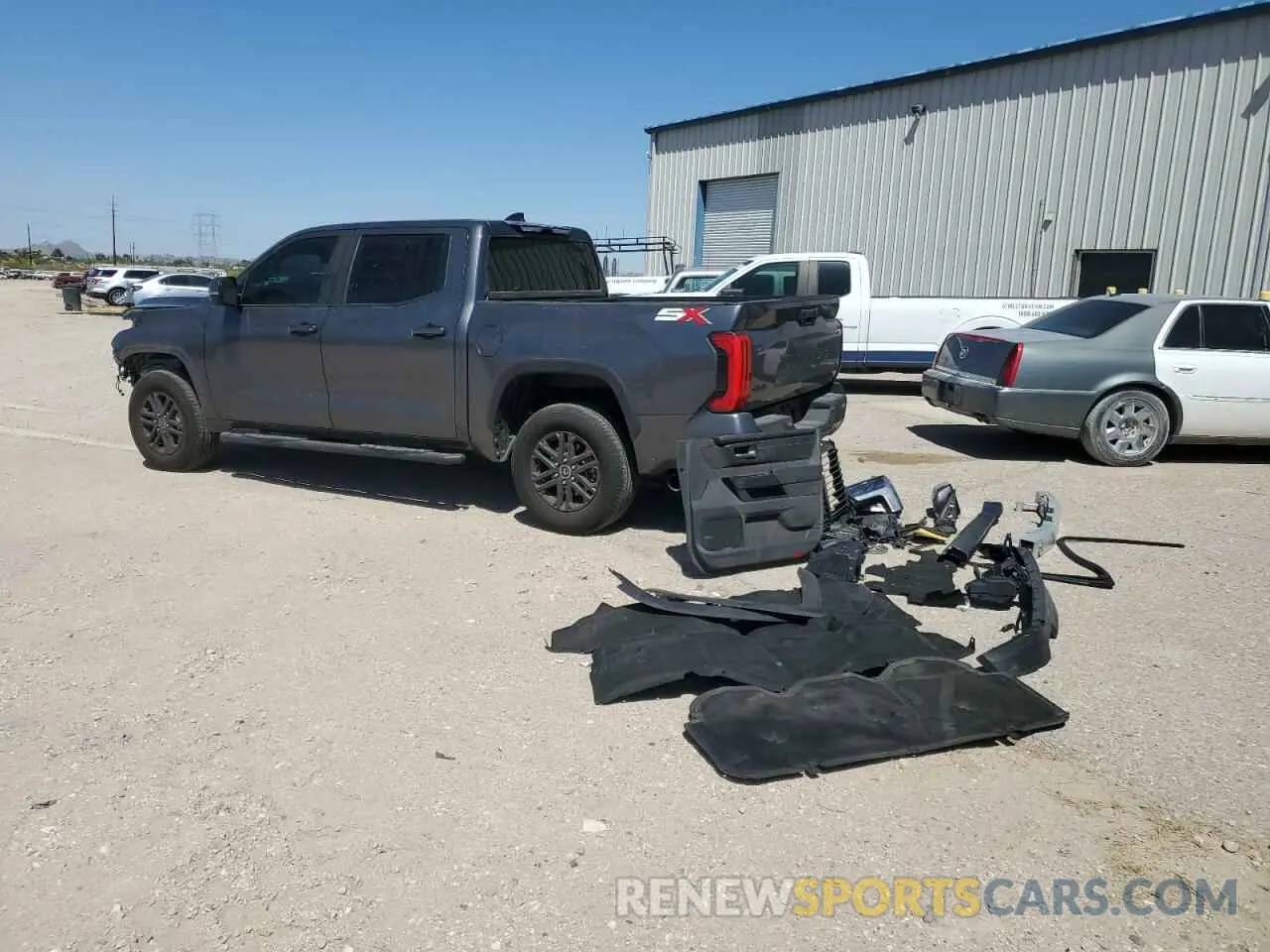 2 fotografías del automóvil dañado 5TFLA5DB9RX202245 TOYOTA TUNDRA 2024
