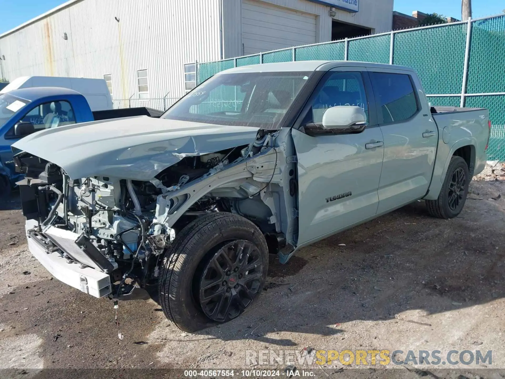 2 fotografías del automóvil dañado 5TFLA5DB9RX229428 TOYOTA TUNDRA 2024