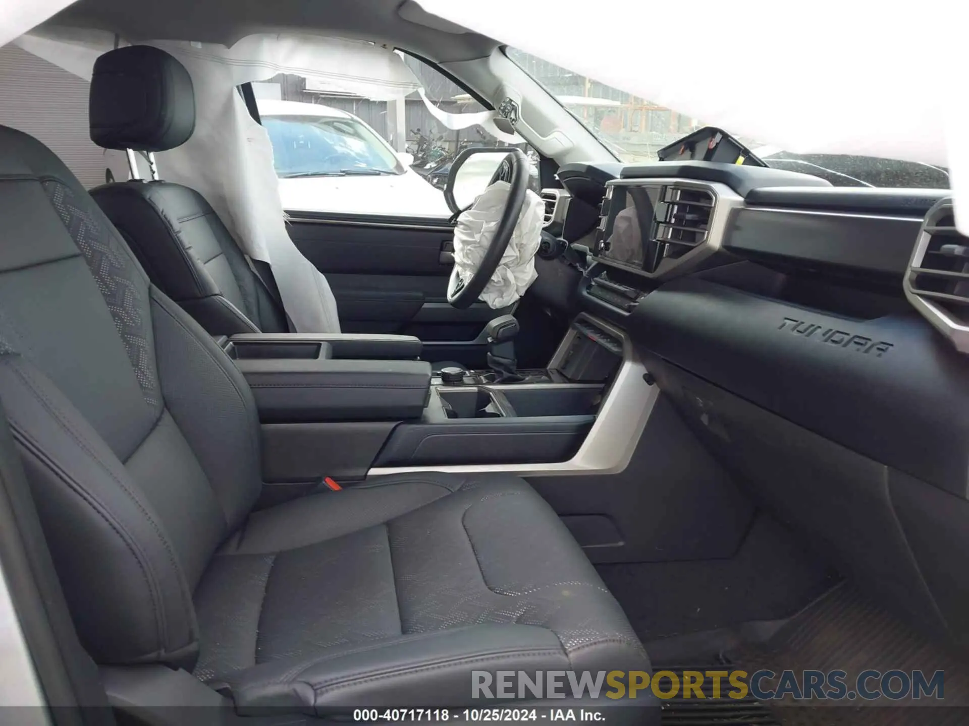 5 fotografías del automóvil dañado 5TFLA5EC2RX029613 TOYOTA TUNDRA 2024