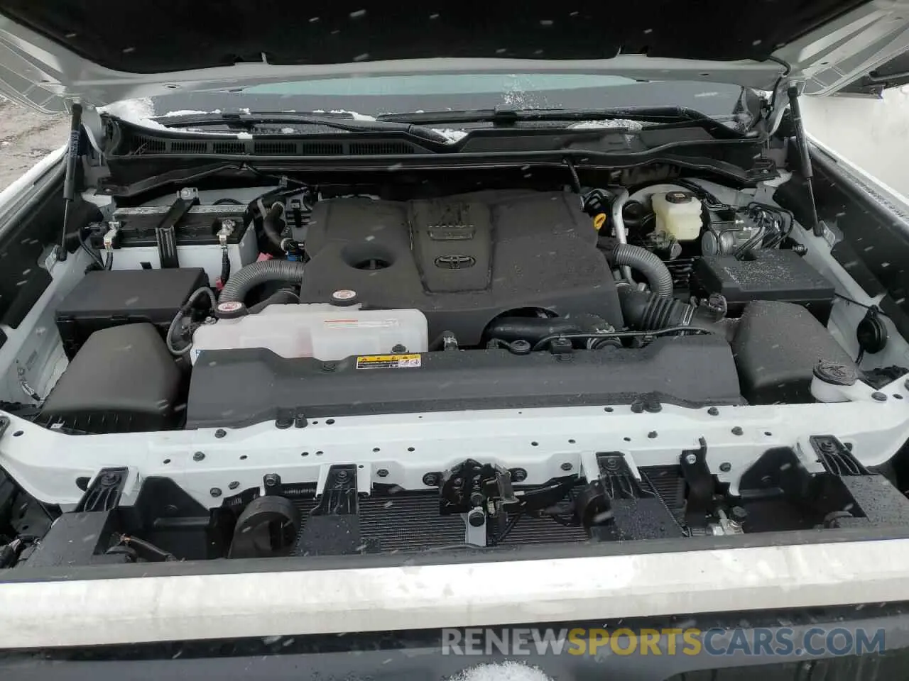11 fotografías del automóvil dañado 5TFLA5EC3RX032973 TOYOTA TUNDRA 2024