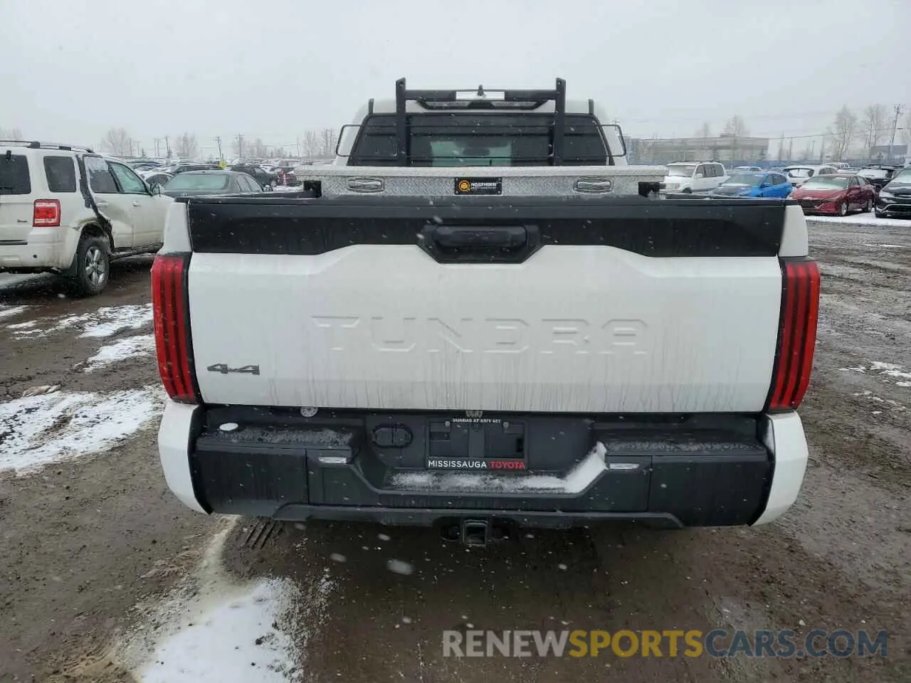 6 fotografías del automóvil dañado 5TFLA5EC3RX032973 TOYOTA TUNDRA 2024