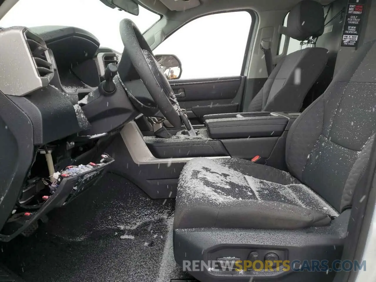 7 fotografías del automóvil dañado 5TFLA5EC3RX032973 TOYOTA TUNDRA 2024