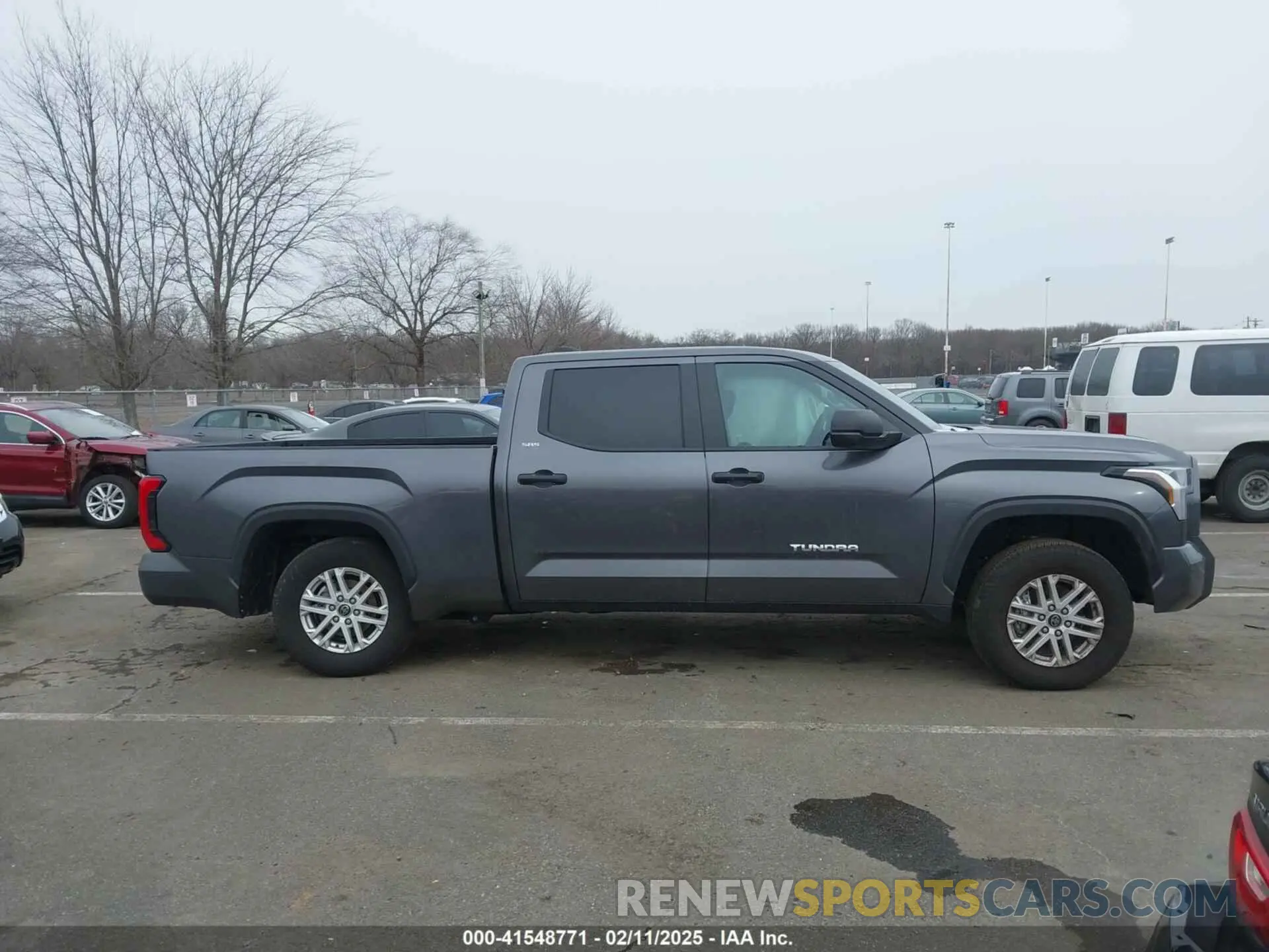 13 fotografías del automóvil dañado 5TFLA5EC6RX035253 TOYOTA TUNDRA 2024