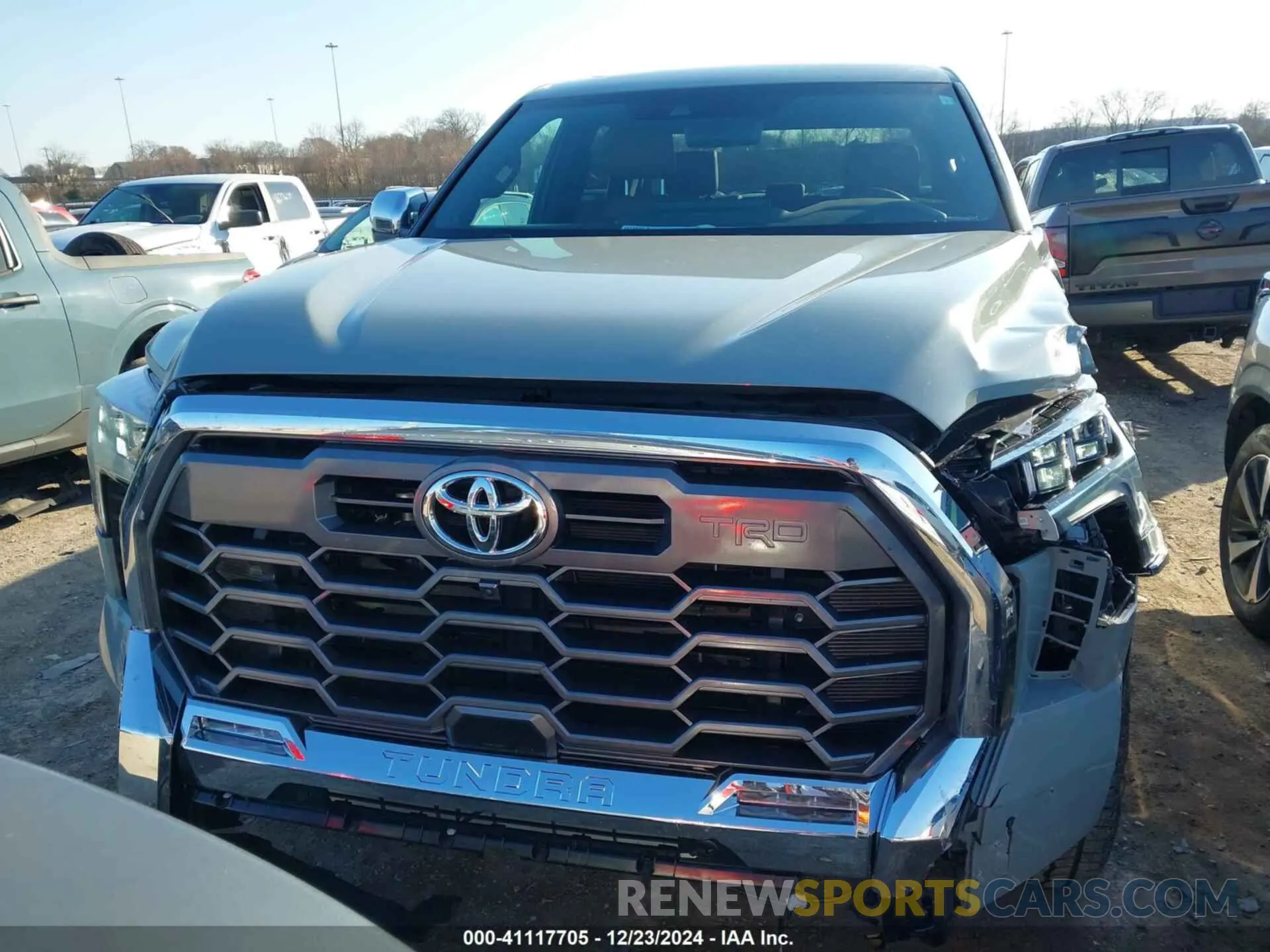 12 fotografías del automóvil dañado 5TFMA5DB1RX217536 TOYOTA TUNDRA 2024